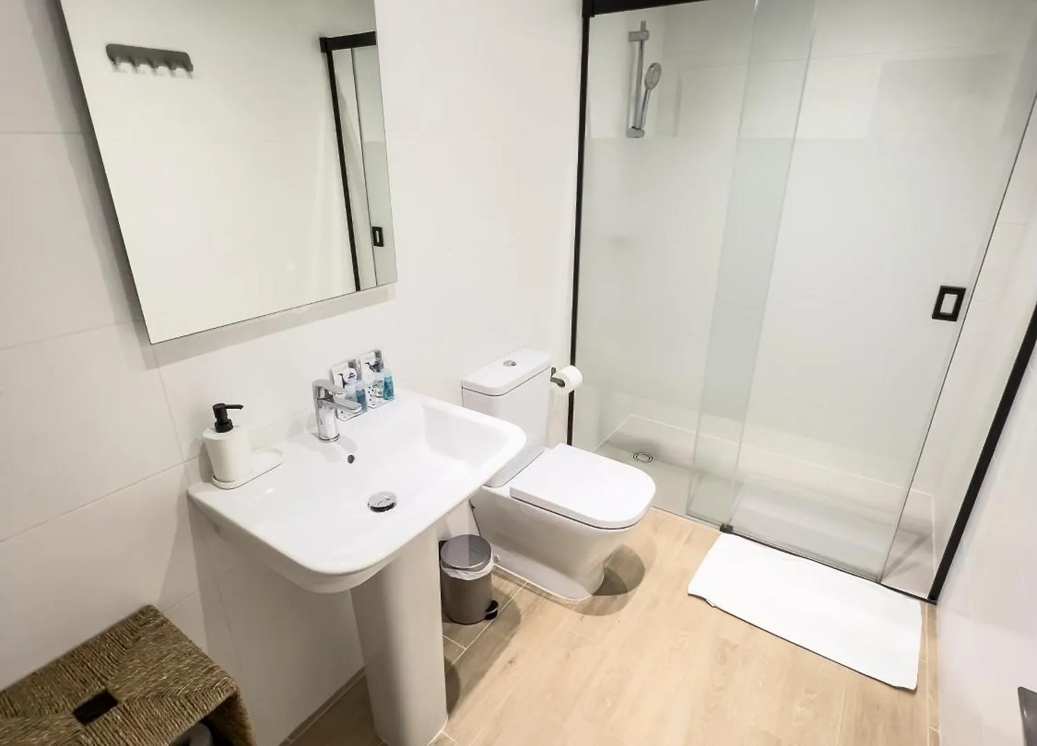 شقة Torremolinos Centro Con Jacuzzi D 0*,  إسبانيا